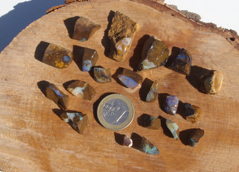 Roh-Opale  Lot 025