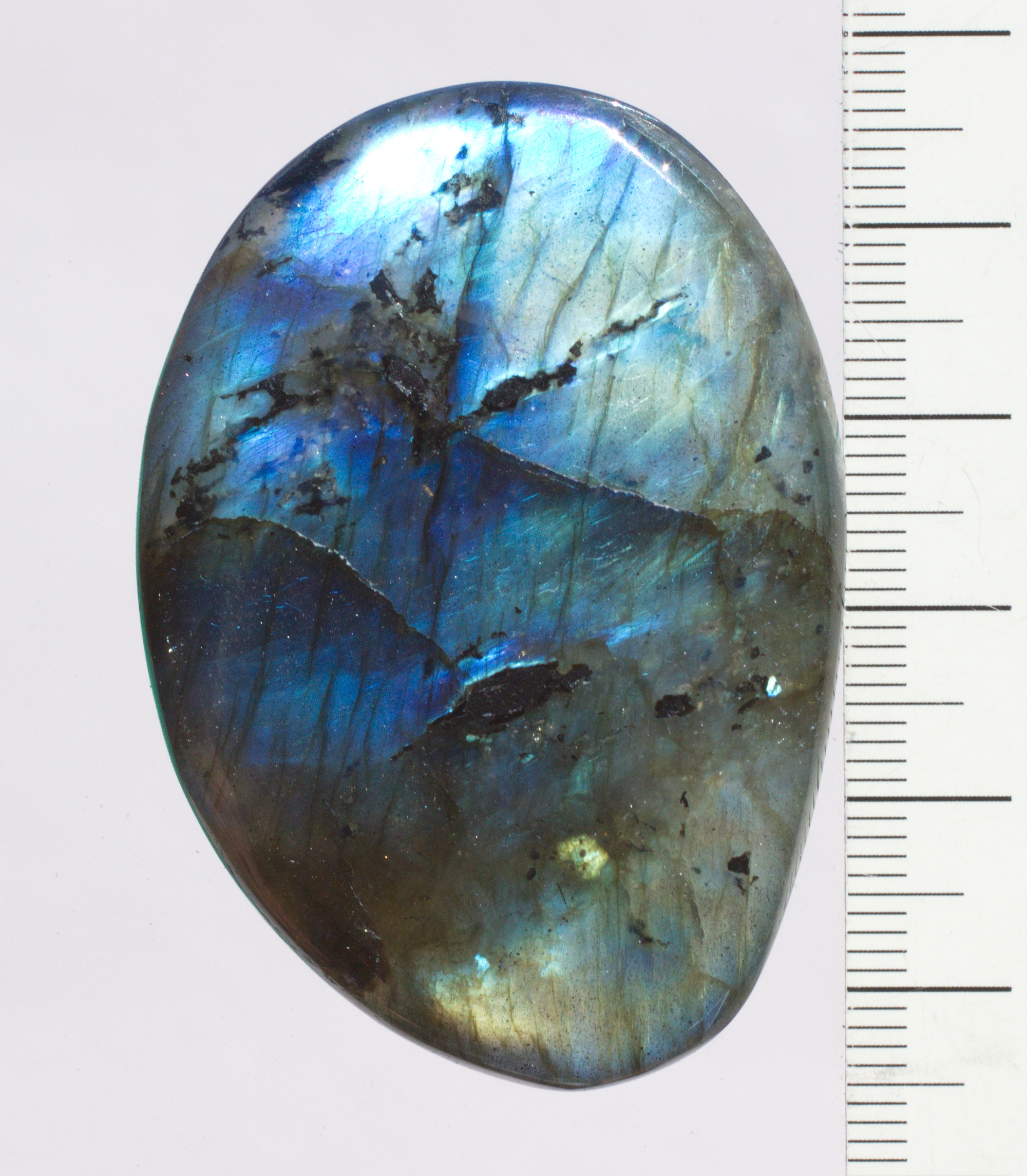 Labradorit "A"  Edelstein, Handschmeichler, Scheibenstein, ungebohrt