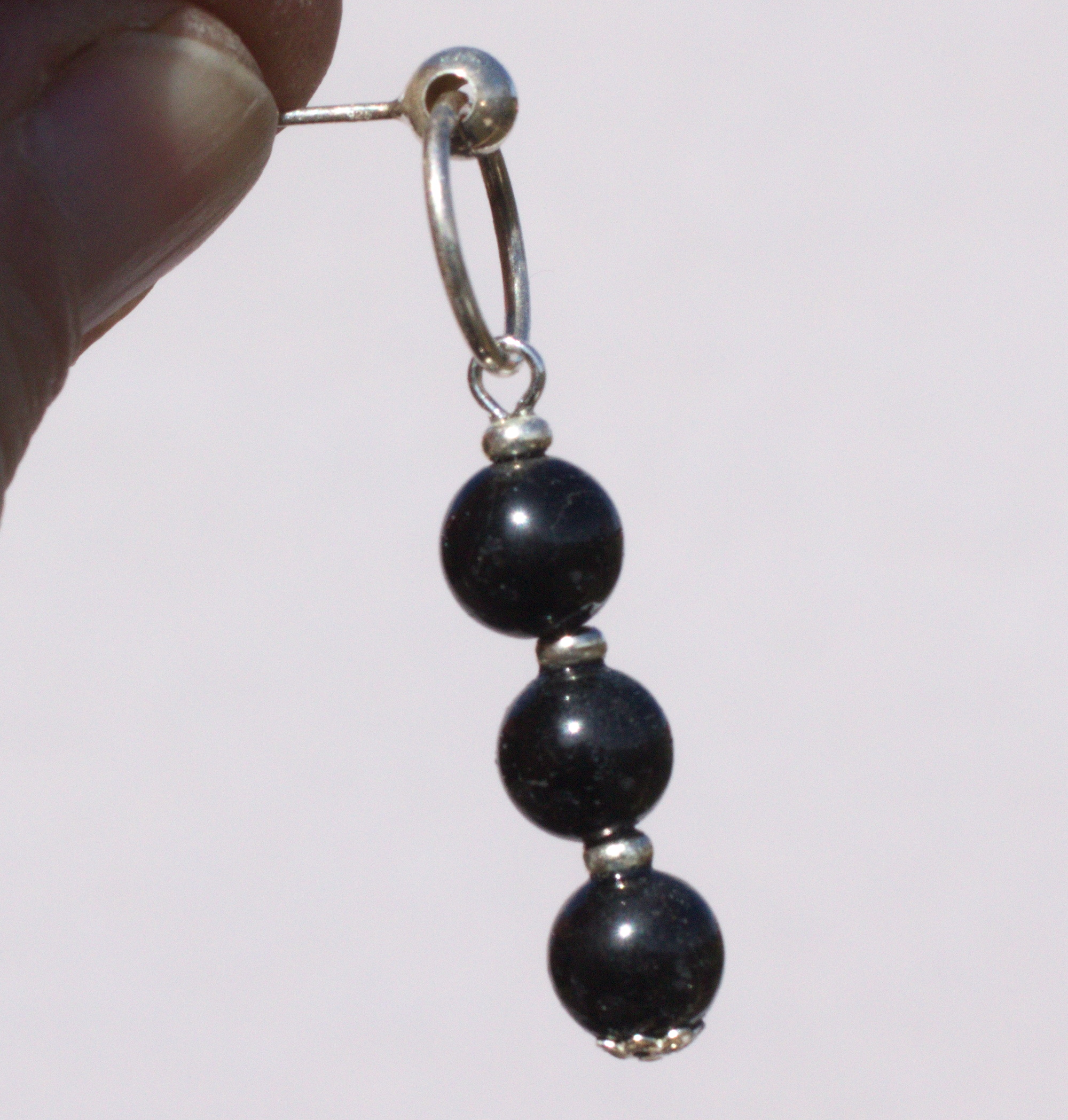 Turmalin schwarz  (Schörl),  Ohrstecker in 925 Silber