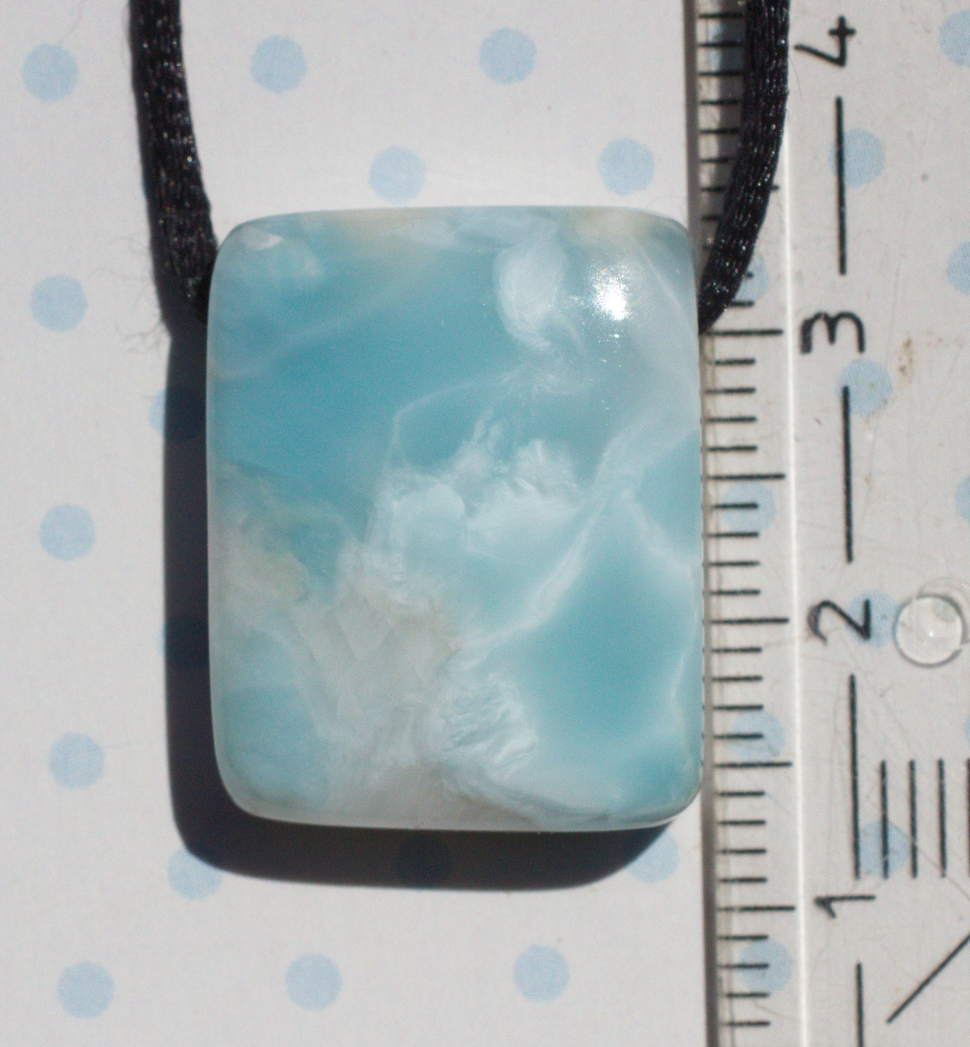 Larimar Edelsteinanhänger seitlich gebohrt mit Lederband  